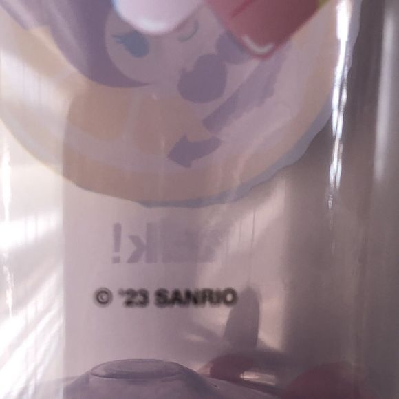 Zak! Sanrio Kuromi on a Lemon 30 Ounce Clear Water Bottle - Picture 12 of 12